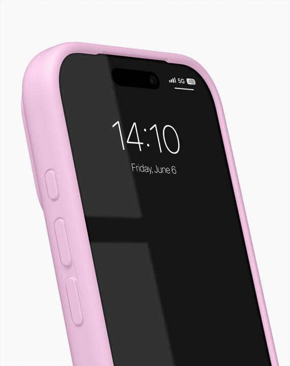 Actual product image iDeal Of Sweden iPhone 17 Pro Max Silicone Case - Bubblegum Pink (Apple iPhone 17 Pro Max)