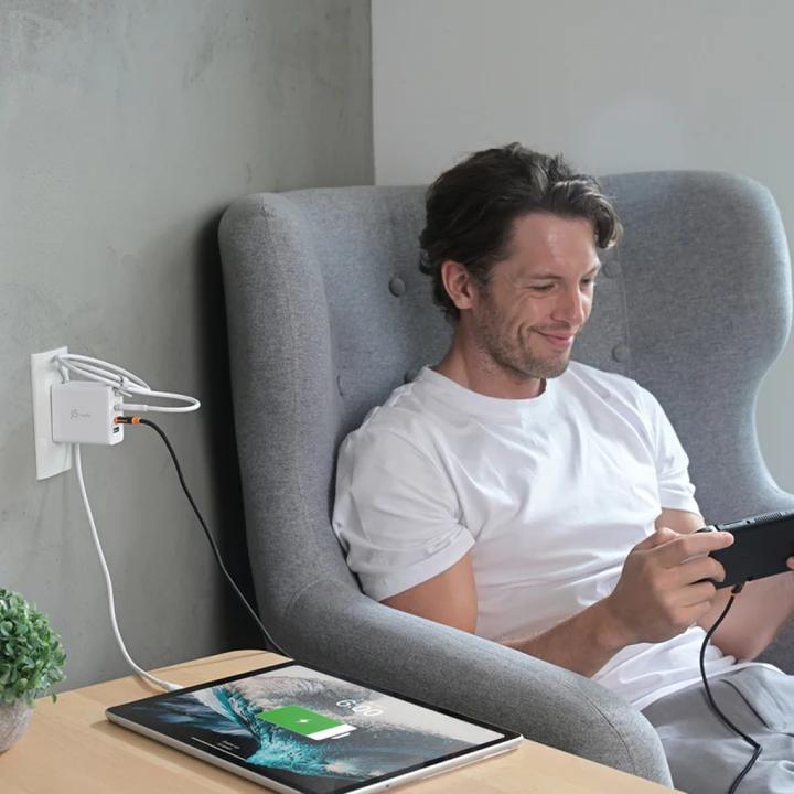 Produktbild j5Create 65-Watt-GaN-USB-C-Reiseladegerät mit 3 Anschlüssen, einschliesslich austauschbaren Netzsteck (65 W, 3 Ports)