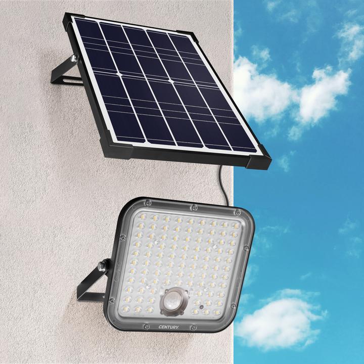 Actual product image Century Energy LED floodlight solar 30W, 4800lm, sensor (4800 lm, IP65)