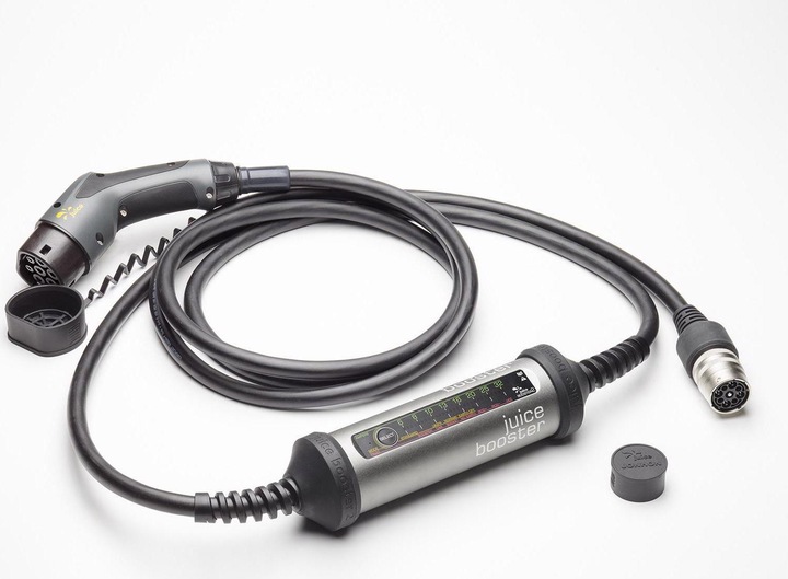 Produktbild Juice Technology Juice Booster 2 Swiss EV Set (Typ 2, 22 kW, 32 A, Typ 13, CEE16 rot, CEE32 rot, Typ 2)
