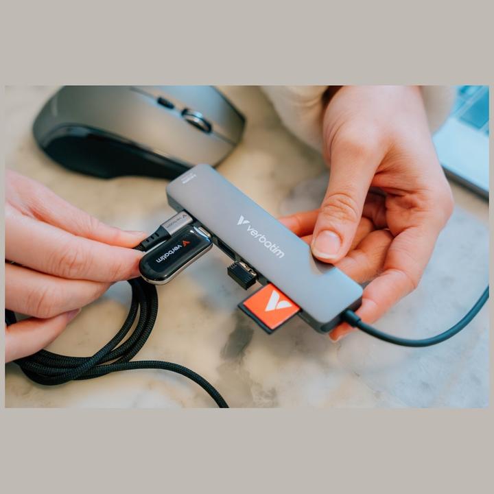 Produktbild Verbatim Essentials Multiport (USB-C, 7 Ports)