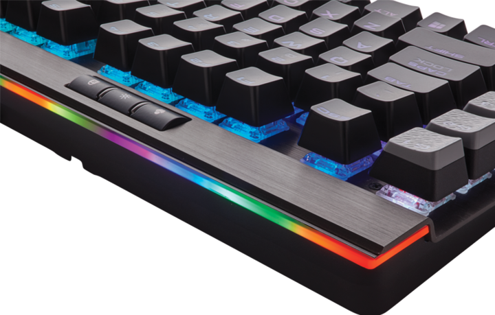Produktbild Corsair K95 Platinum (DE, Kabelgebunden)