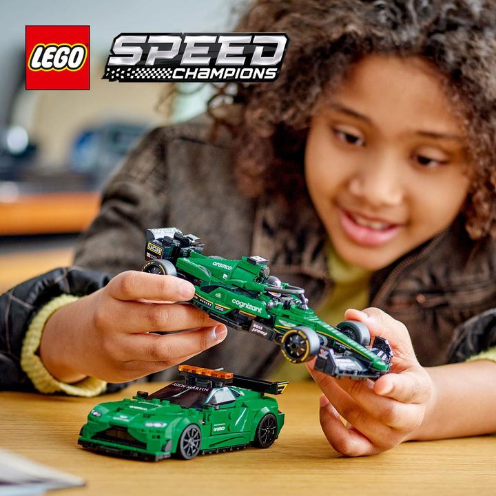Actual product image LEGO Aston Martin Safety Car & AMR23 (76925, LEGO Speed Champions)