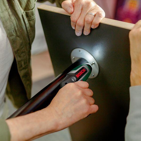 Productafbeelding Bosch Home & Garden accuschroevendraaier, IXO 7 set, met compacte waterpas, 06039E0008