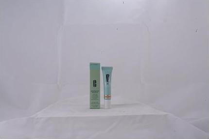 Actual product image Clinique Anti Blemish (Shade 02)