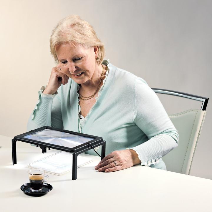 Produktbild Angela Bruderer Standlupe