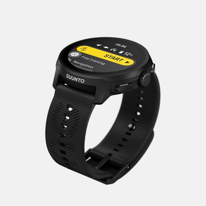 Actual product image Suunto Run Sports Watch, 46 mm, All Black with Silicone Strap (46 mm)