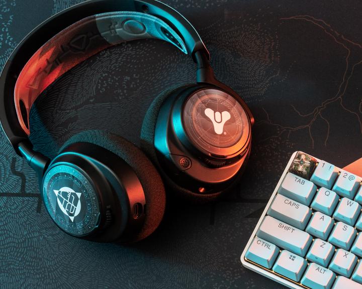 Produktbild SteelSeries Arctis Nova 7P Wireless Gaming Headset - Destiny 2 The Final Shape Edition mit In-Game Items (Kabellos)