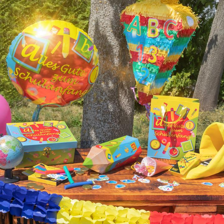 Produktbild Idena Geschenkt. FSC-Mix Schulanfang 23x18x8cm (1x)