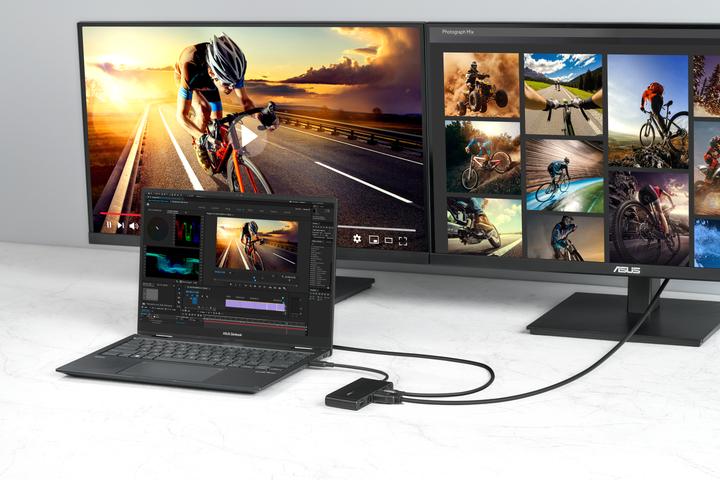 Actual product image ASUS Dual 4K USB-C dock (USB-C, 5 Ports)