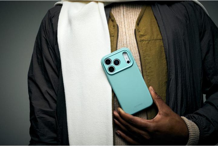 Actual product image Decoded Silicone Backcover Apple iPhone 17 Pro Retro Blue (Apple iPhone 17 Pro)