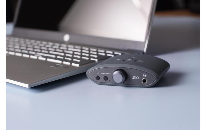 Actual product image iFi Audio uno (USB-DAC, gain switch)