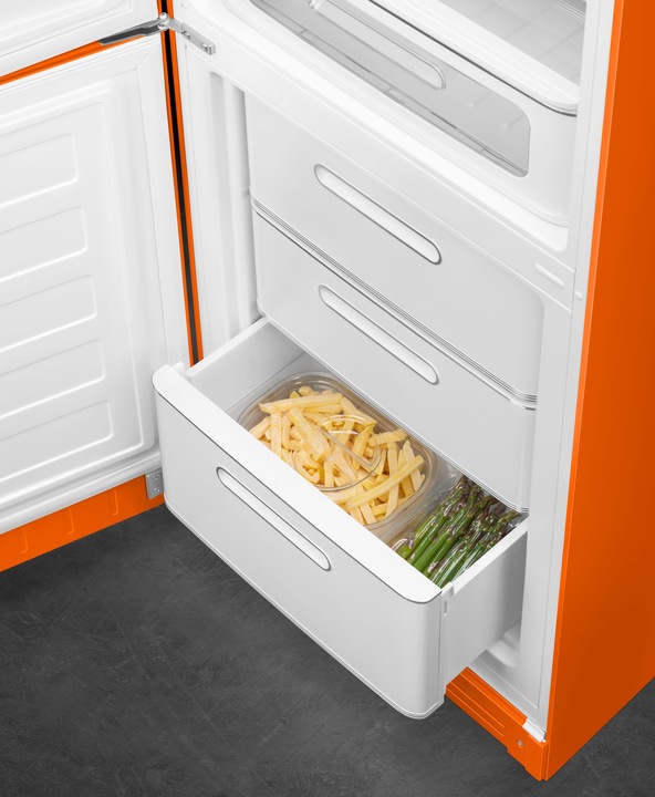 Immagine prodotto Smeg FAB32LOR5 Stile anni '50, 2 porte, 60 cm, sinistra, Senza gelo, arancione (331 l)