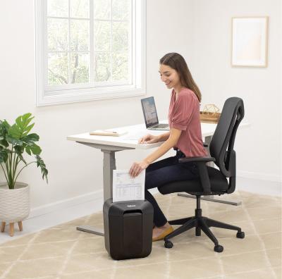 Immagine prodotto Fellowes Powershred LX50 P-4 trituratore, 9 pagine (Taglio delle particelle)