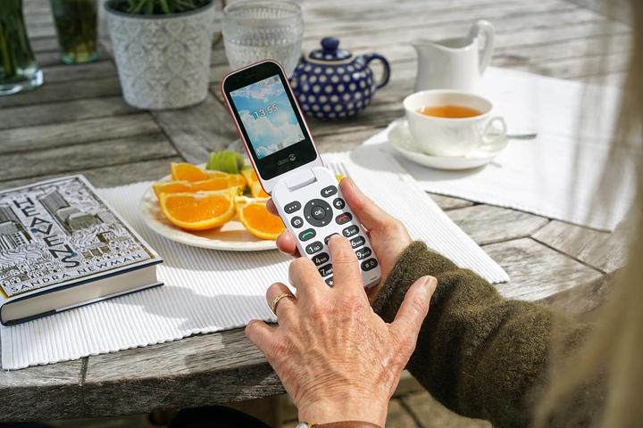 Produktbild Doro 7030 (2.80", 3 Mpx)