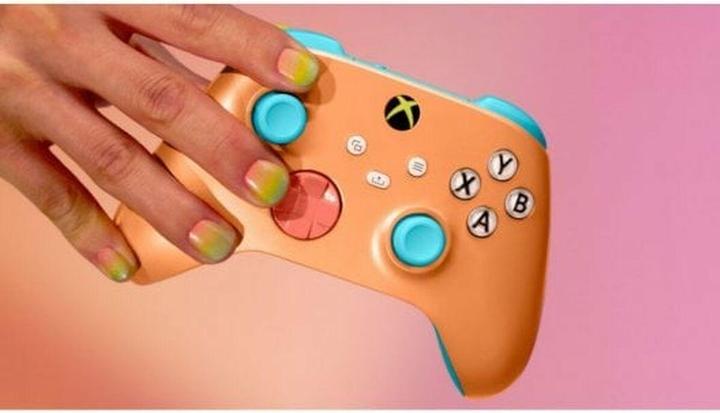 Immagine prodotto Microsoft Controller wireless Xbox - Sunkissed Vibes OPI (Edizione speciale) (Xbox Series X, Xbox Serie S, Xbox One X, Xbox One S, PC)