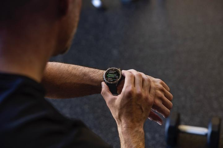 Produktbild Garmin fenix E (47 mm)