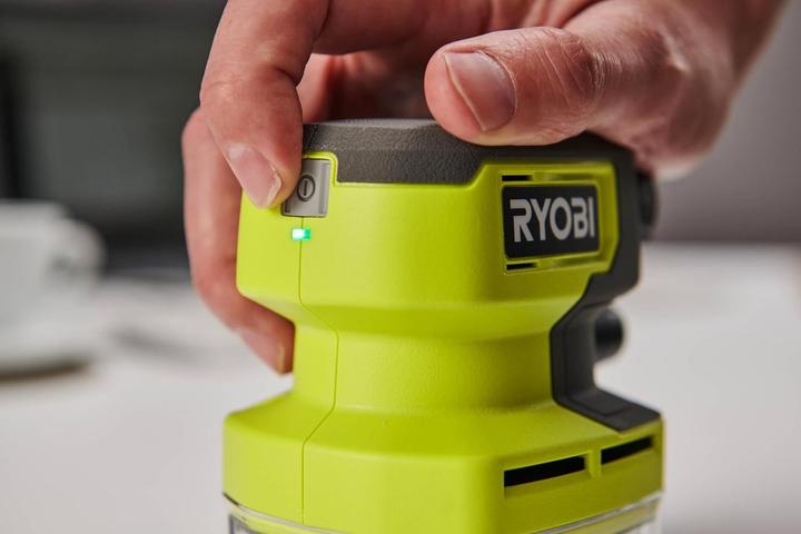 Image du produit Ryobi Mini aspirateur RDV4-0 4V (vert/noir, sans batterie ni chargeur)
