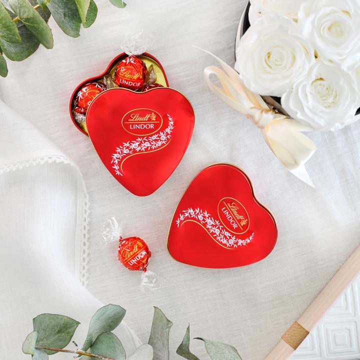Produktbild Lindt Lindor Milch Herzdose (62 g)