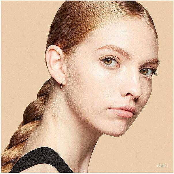 Produktbild Bobbi Brown Vitamin Enrichie Skin Tint Sun Protection Factor 15 Fair 1 (Fair 1)