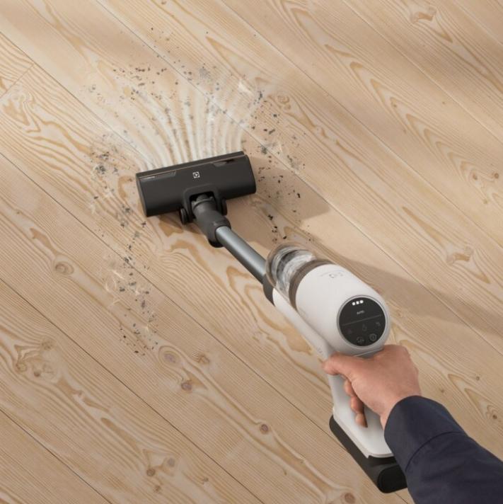 Actual product image Electrolux EP71HB14UV Stick Vacuum Cleaner/Electric Broom Battery Dry Bagless 0.3 l 57 W Cream 4 Ah