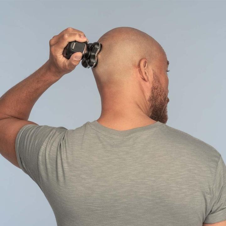 Actual product image Remington Ultimate Series Headshaver