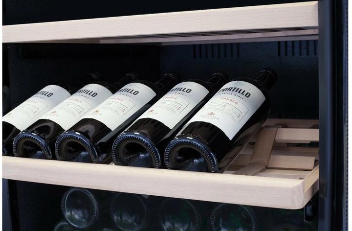 Actual product image Caso WineMaster 126 Wine Cooler with Compressor Freestanding Stainless Steel 126 Bottle(s)
