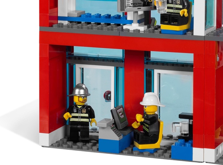 Immagine prodotto LEGO Caserma pompieri (7208, LEGO City)