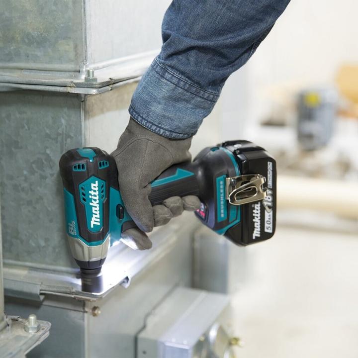 Produktbild Makita DTW180RTJ Akku-Schlagschrauber