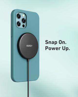 Actual product image Aukey Aircore Magnetic Charger (15 W)