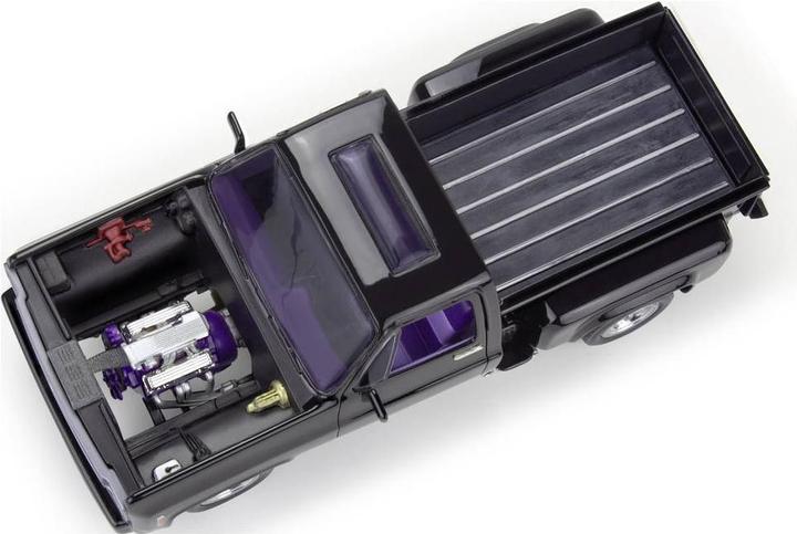 Actual product image Revell '77 Chevy® Street Pickup