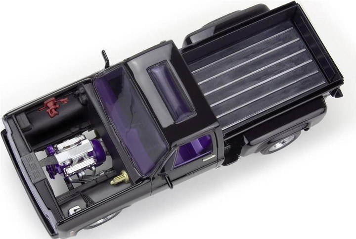 Actual product image Revell '77 Chevy® Street Pickup