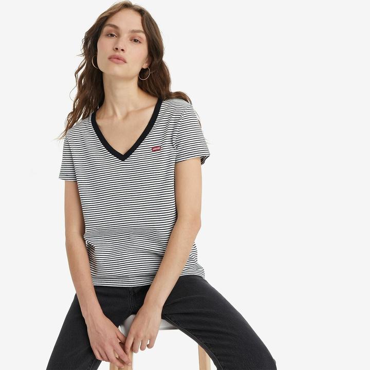 Actual product image Levis tee (XS)