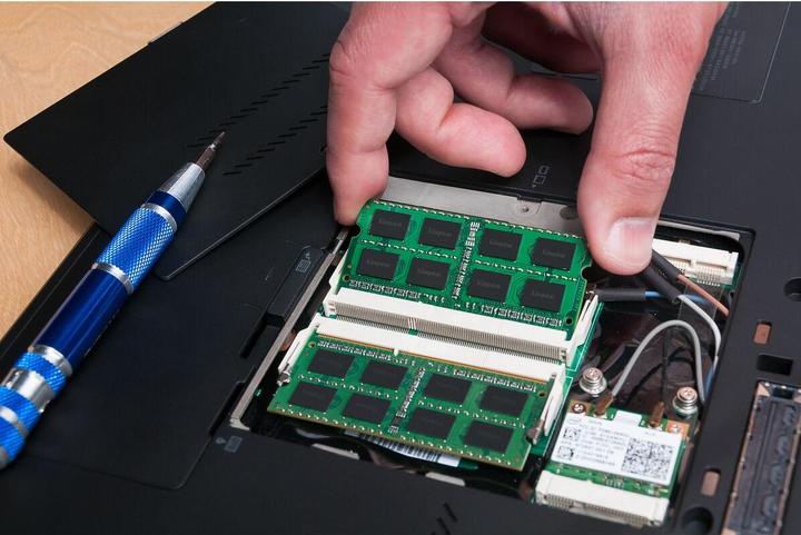 Produktbild Kingston KCP556SS8-16 (1 x 16GB, 5600 MHz, DDR5-RAM, SO-DIMM)