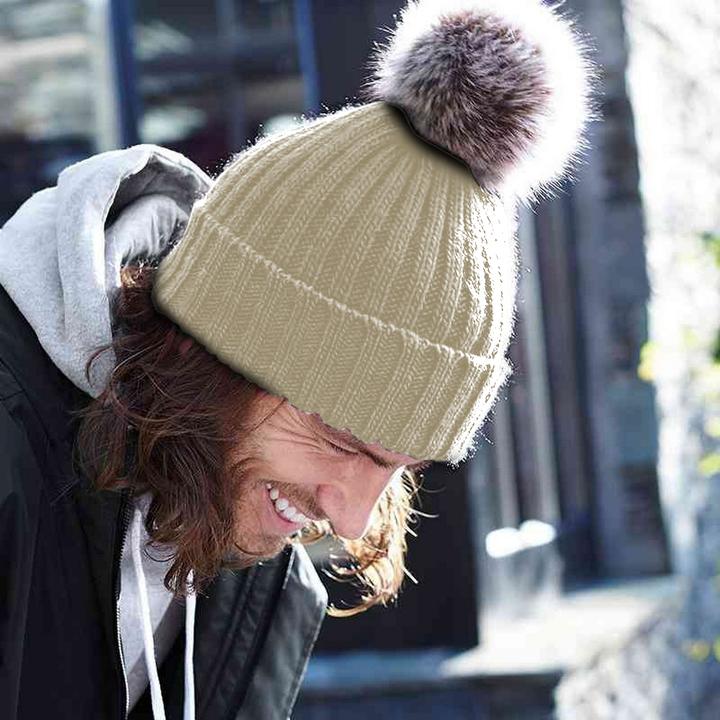 Actual product image Beechfield Knitted Hat With Pom Pom (One size)