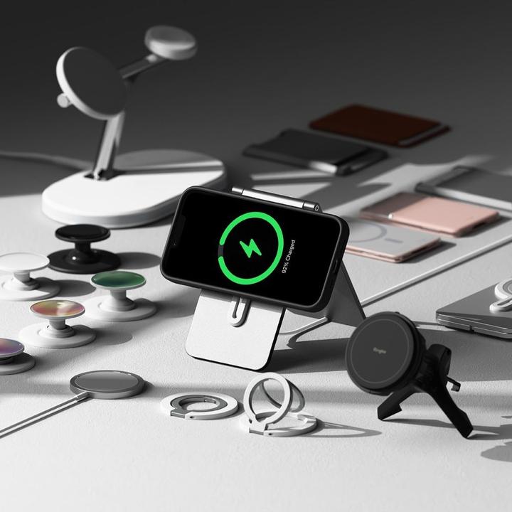 Produktbild Ringke Silicone Magsafe iPhone 16e Case - Black (Apple iPhone 16e)