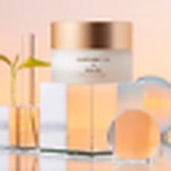 Actual product image Health Labs Care Healthlabs Glow On Moisturising Cream 50Ml (50 ml, 24h cream, SPF 50)