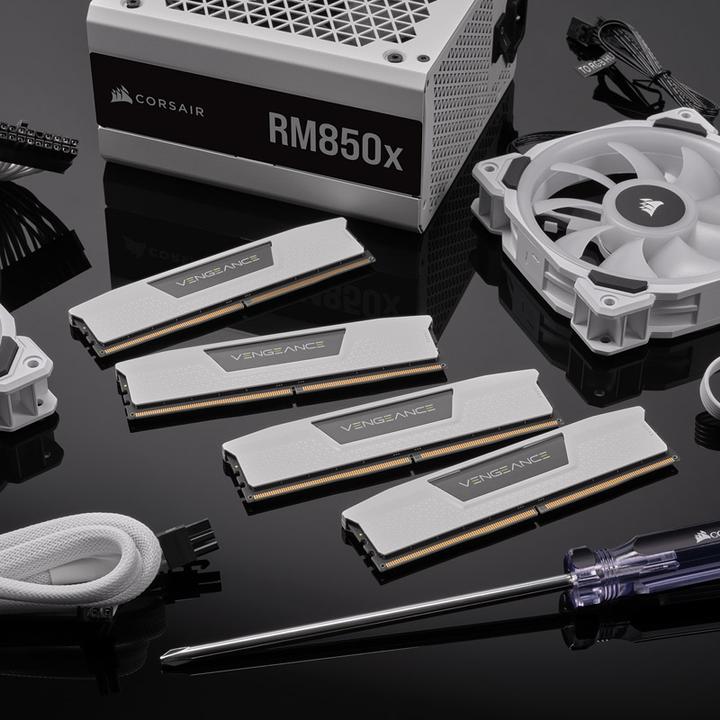 Actual product image Corsair Vengeance (2 x 32GB, 5200 MHz, DDR5 RAM, DIMM)
