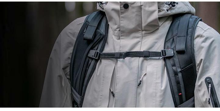 Actual product image Pgytech Backpack OneMo 2 35L (space black) (Photo backpack)