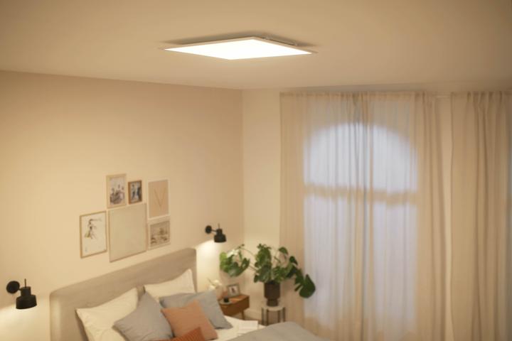Actual product image Philips SceneSwitch (3300 lm)