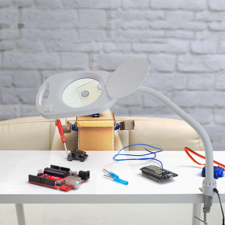 Actual product image Casativo LED magnifying lamp, 5x magnification & articulated arm