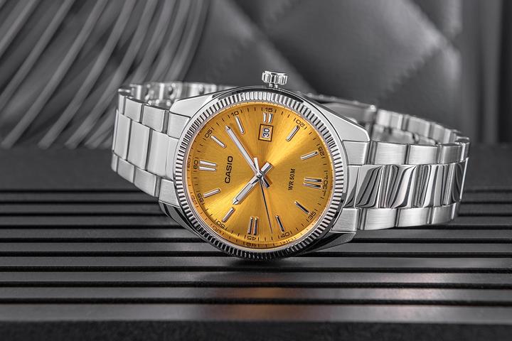 Actual product image Casio MTP-1302PD-9AVEF (Analogue wristwatch, 38 mm)