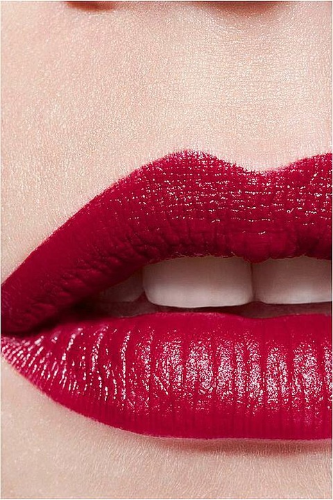 Actual product image Chanel Rouge Allure (99 PIRATES)