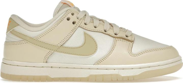 Immagine prodotto Nike Dunk Low Team Gold (Women's) (40.5)