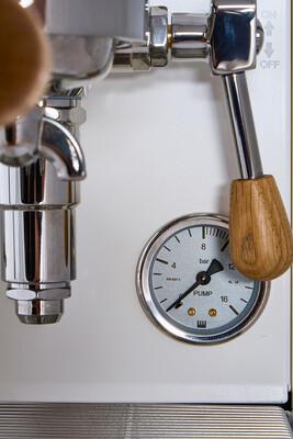 Produktbild La Pavoni Mini Cellini, Weiss / Eiche