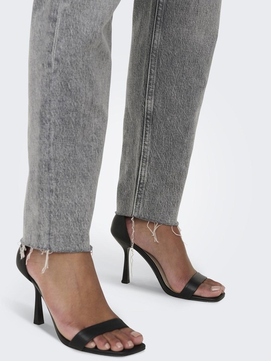 Actual product image Only ONLEmily Life HW Straight Fit Jeans (W25/L30)