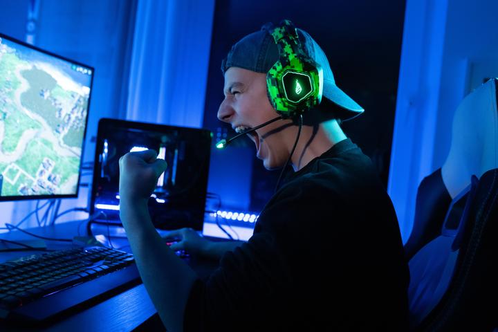 Actual product image SureFire Skirmish (Cable)