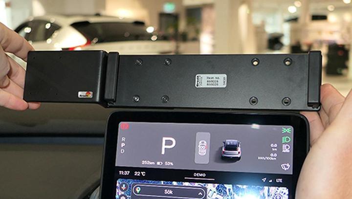 Actual product image Brodit ProClip Volvo EX30 24-25