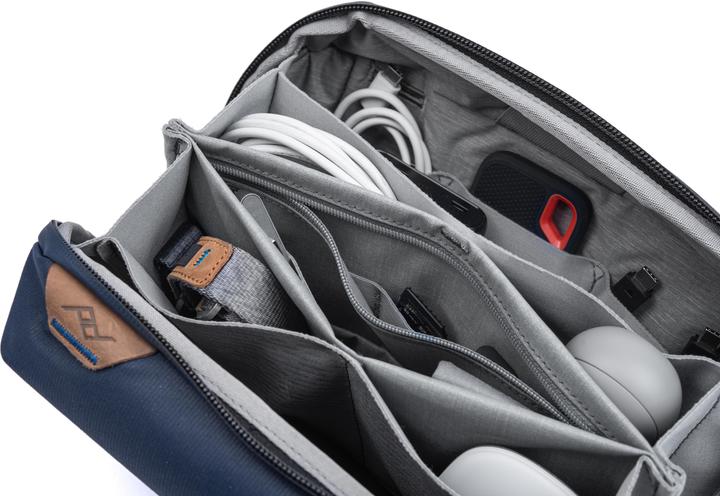 Actual product image Peak Design Tech Pouch (Camera case, 2 l)