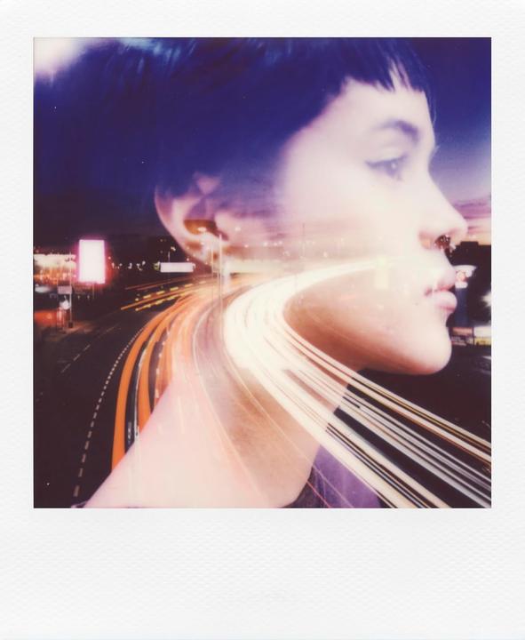 Actual product image Polaroid NOW Gen3 Instant Camera Bluetooth Connected Bundle Camera Color Film 16 photos Black 6563